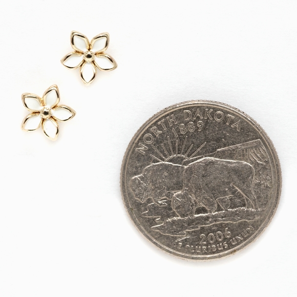 White Floral Earring Studs - Picture 2 of 2